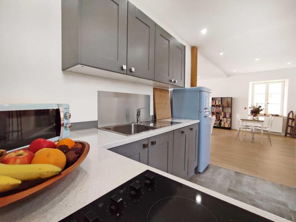 Studio - Pied A Terre Сольє Екстер'єр фото