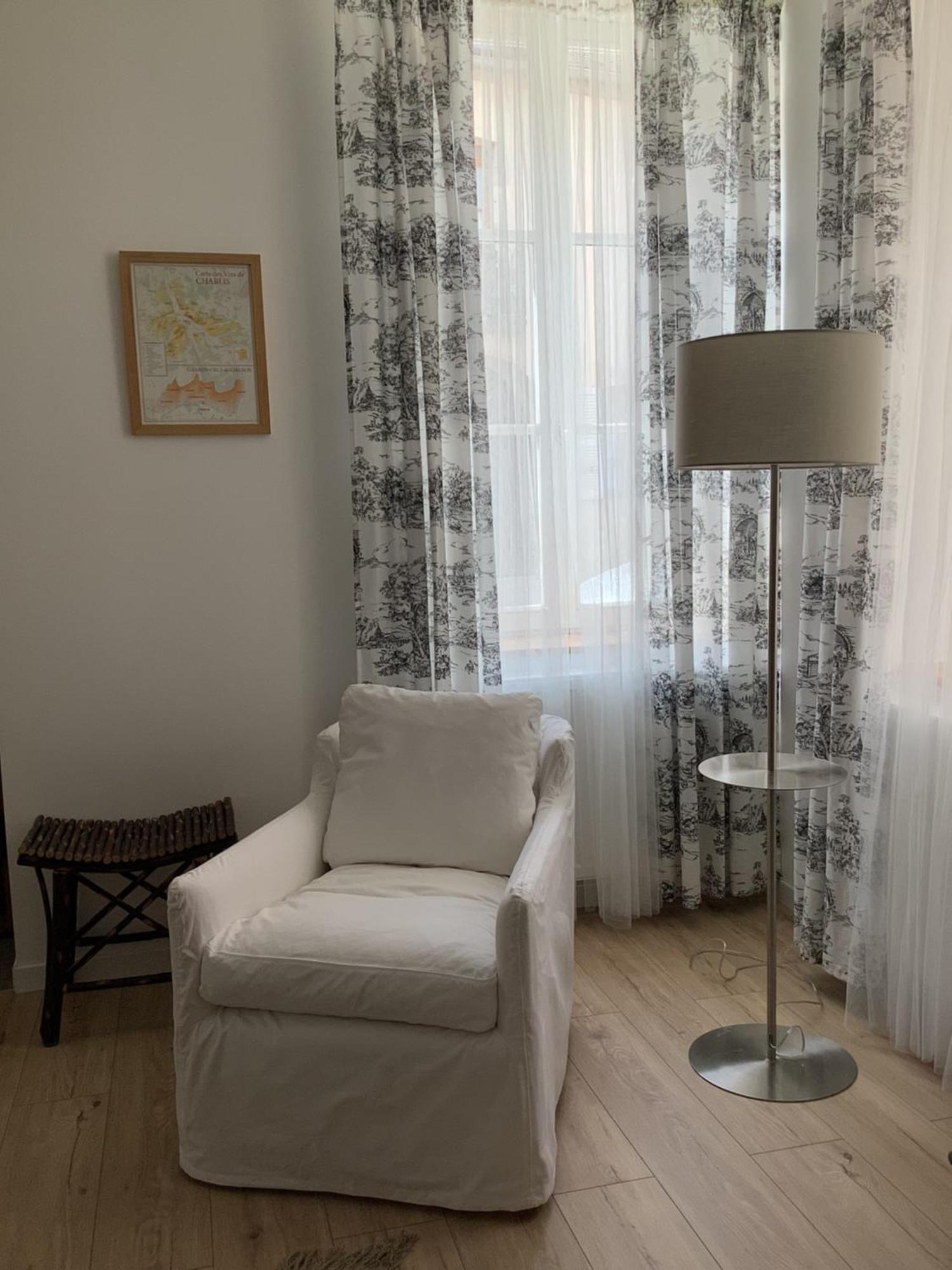 Studio - Pied A Terre Сольє Екстер'єр фото